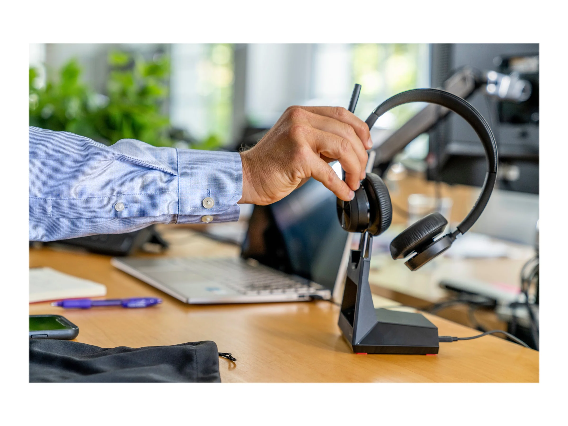 HP Poly Voyager 4320 MS Teams Headset