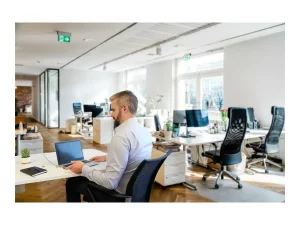 KENSINGTON MagPro Privacy 40,64cm Laptop